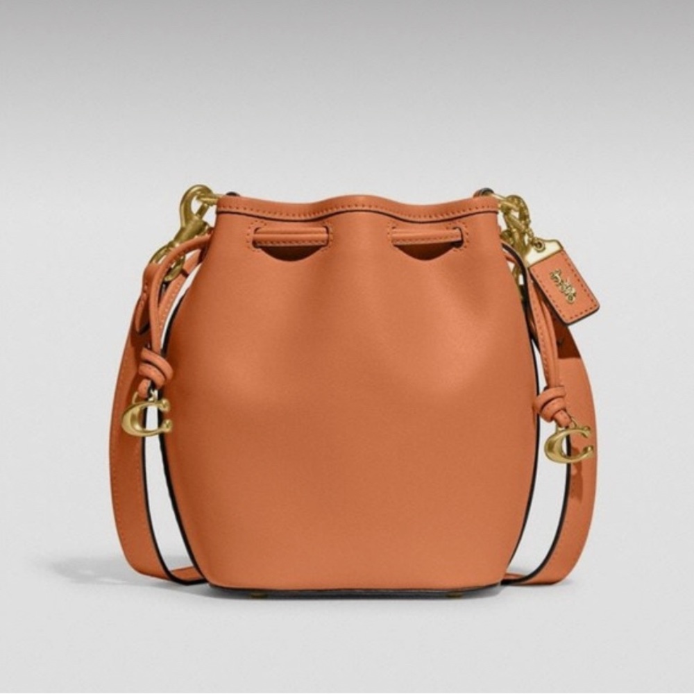 COACH | Camila Bucket Bag